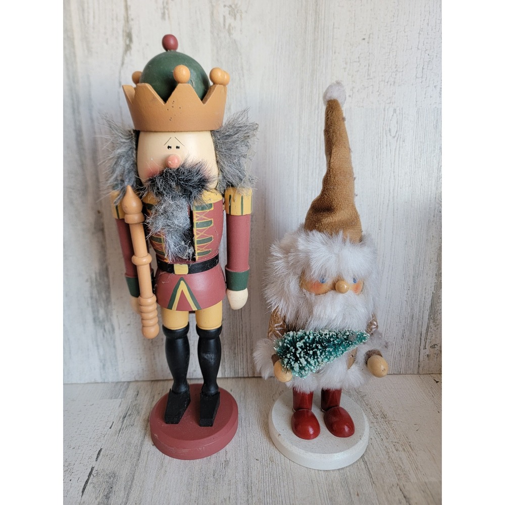 Nutcracker AS‎ IS rustic pine tree Xmas home decor staff guard wooden